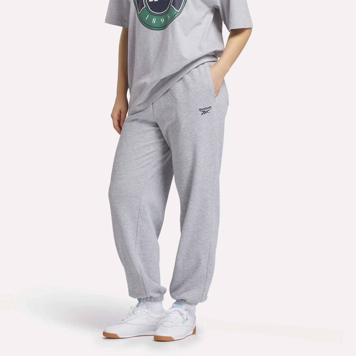 Women's Lawn Club Jogger Pants