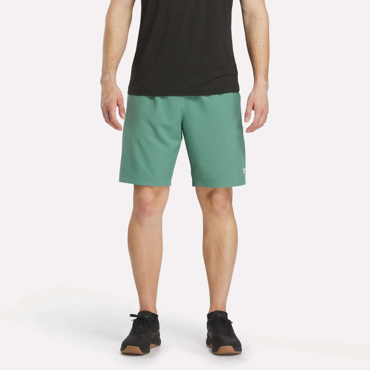 Men's Range Woven Shorts 9"