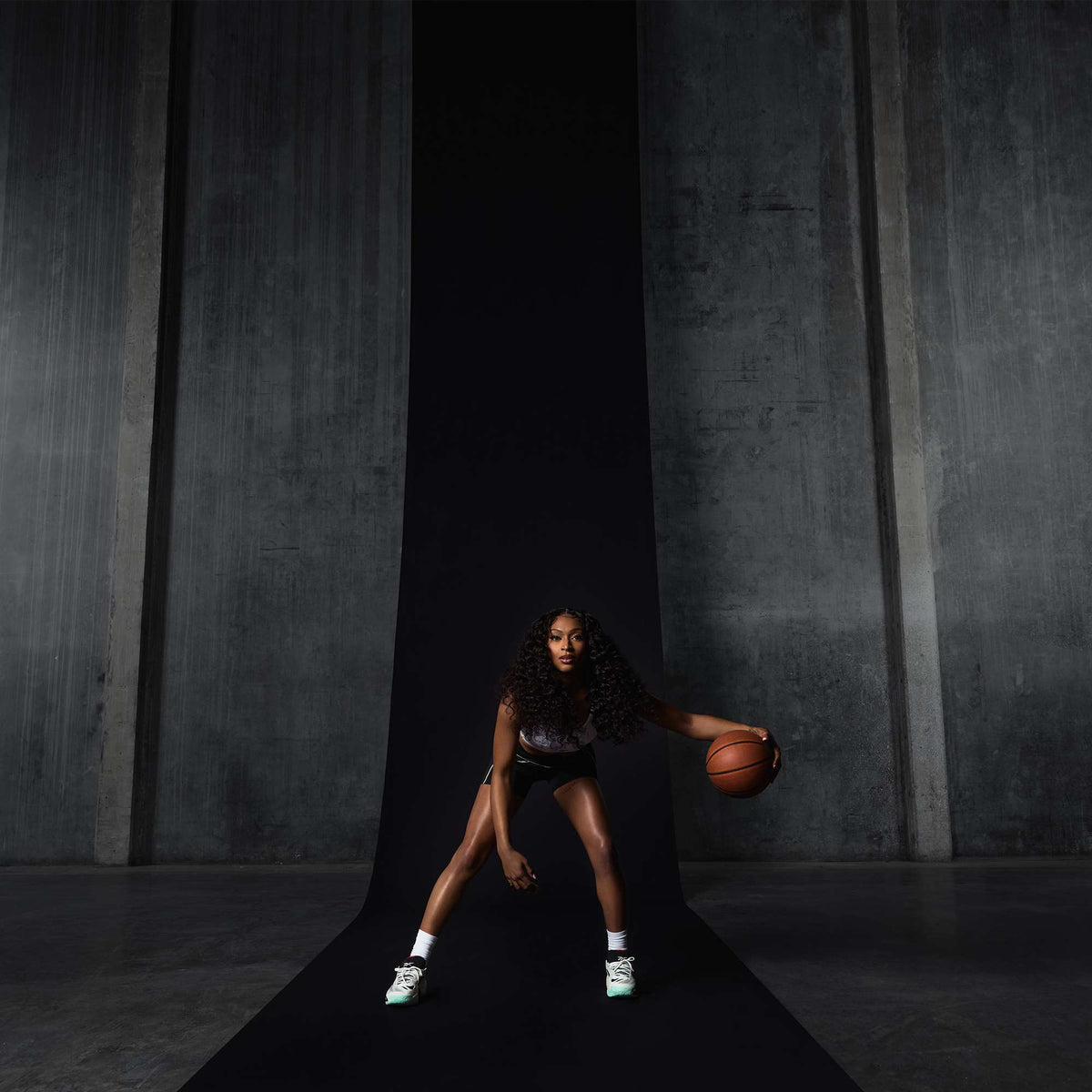 Engine A 26 Basketball Shoes - Image 2