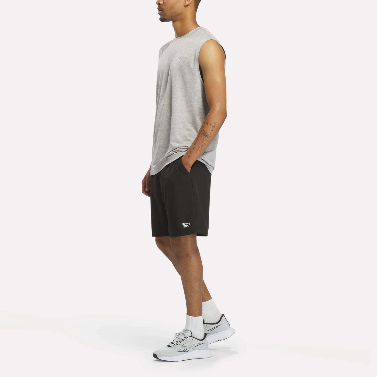 Men's Elite Sleeveless Top - Image 2