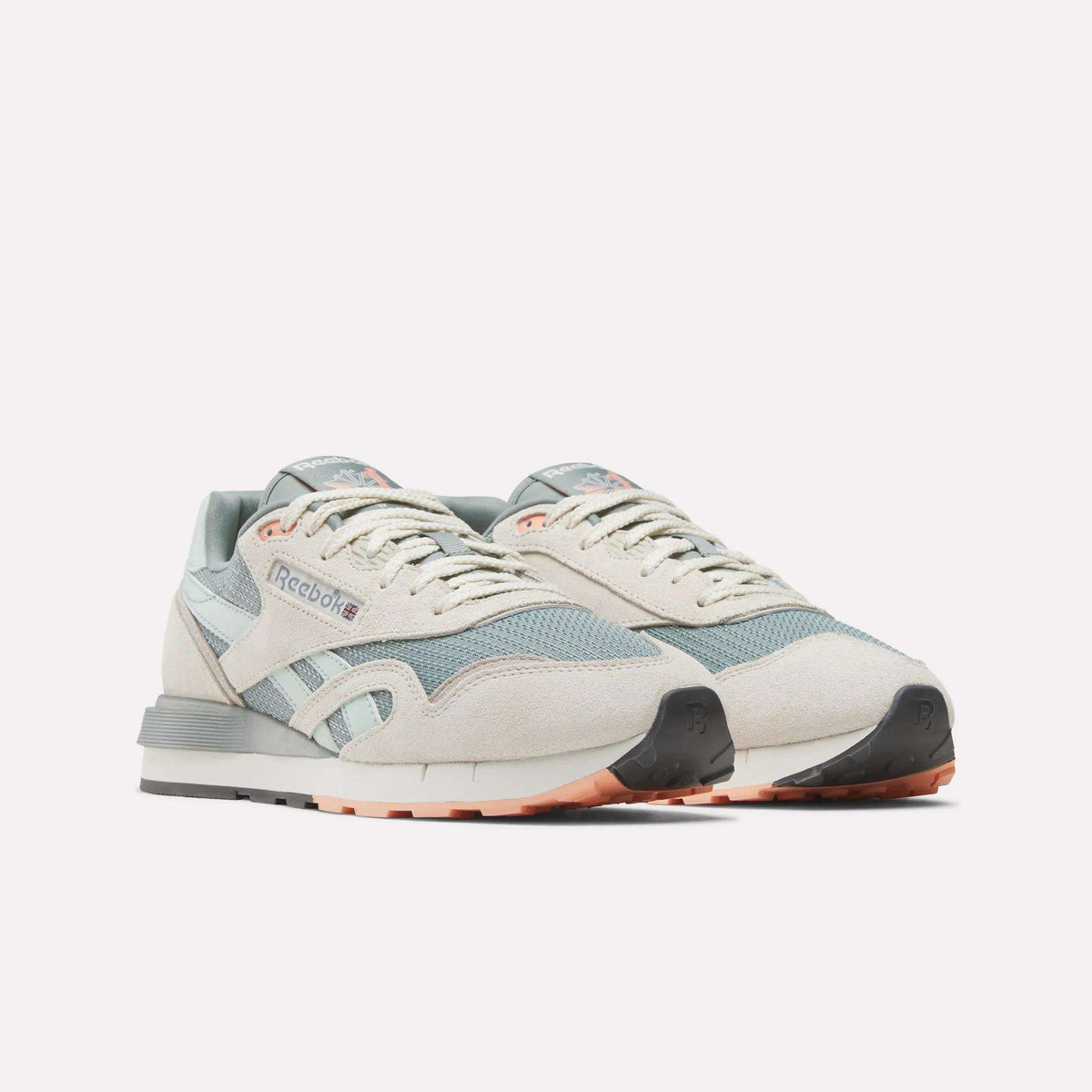 Classic Nylon 89 Shoes - Image 4