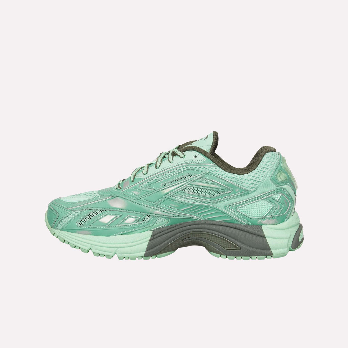 Premier Road Ultra Shoes - Image 4