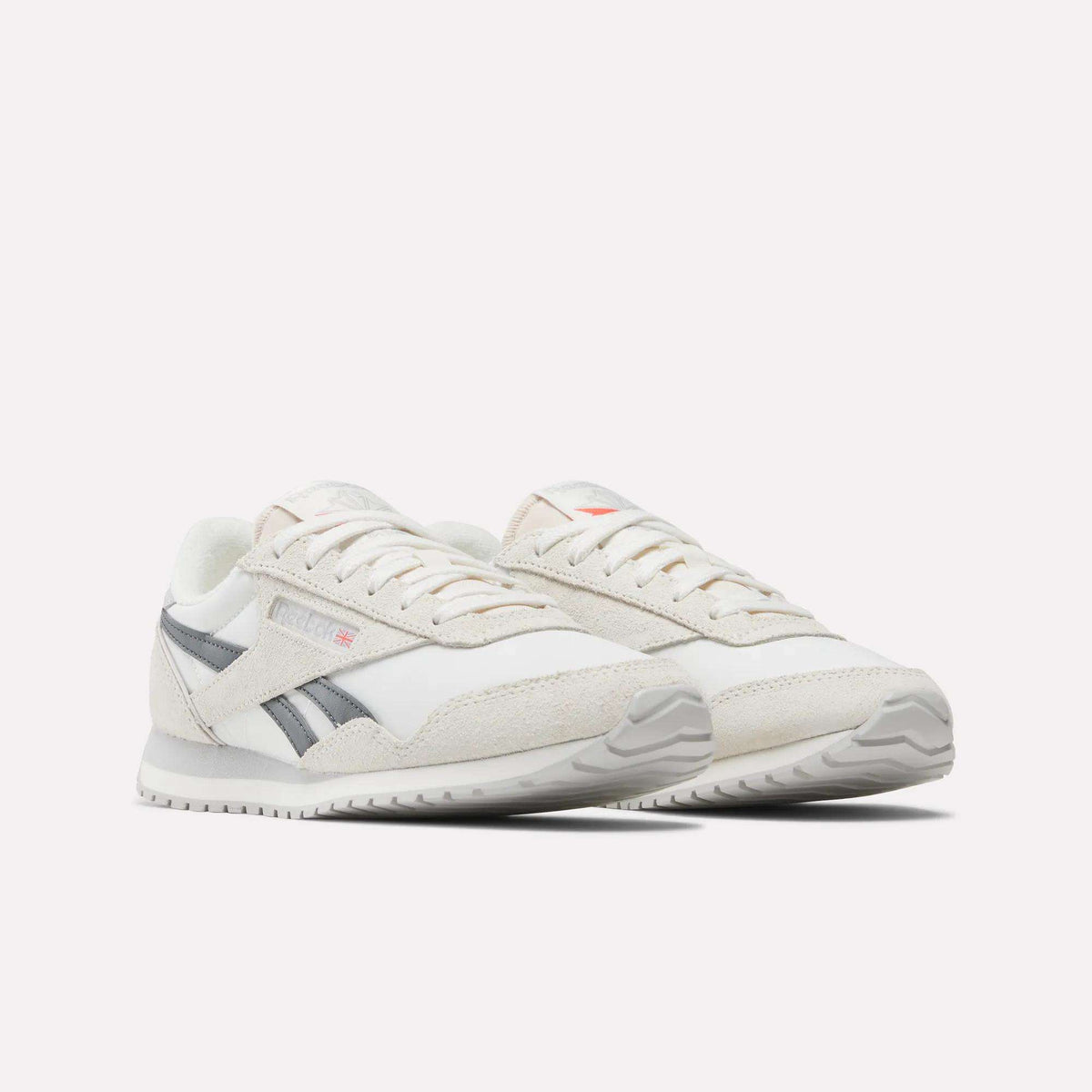 Women's Classic AZ Shoes - Image 4