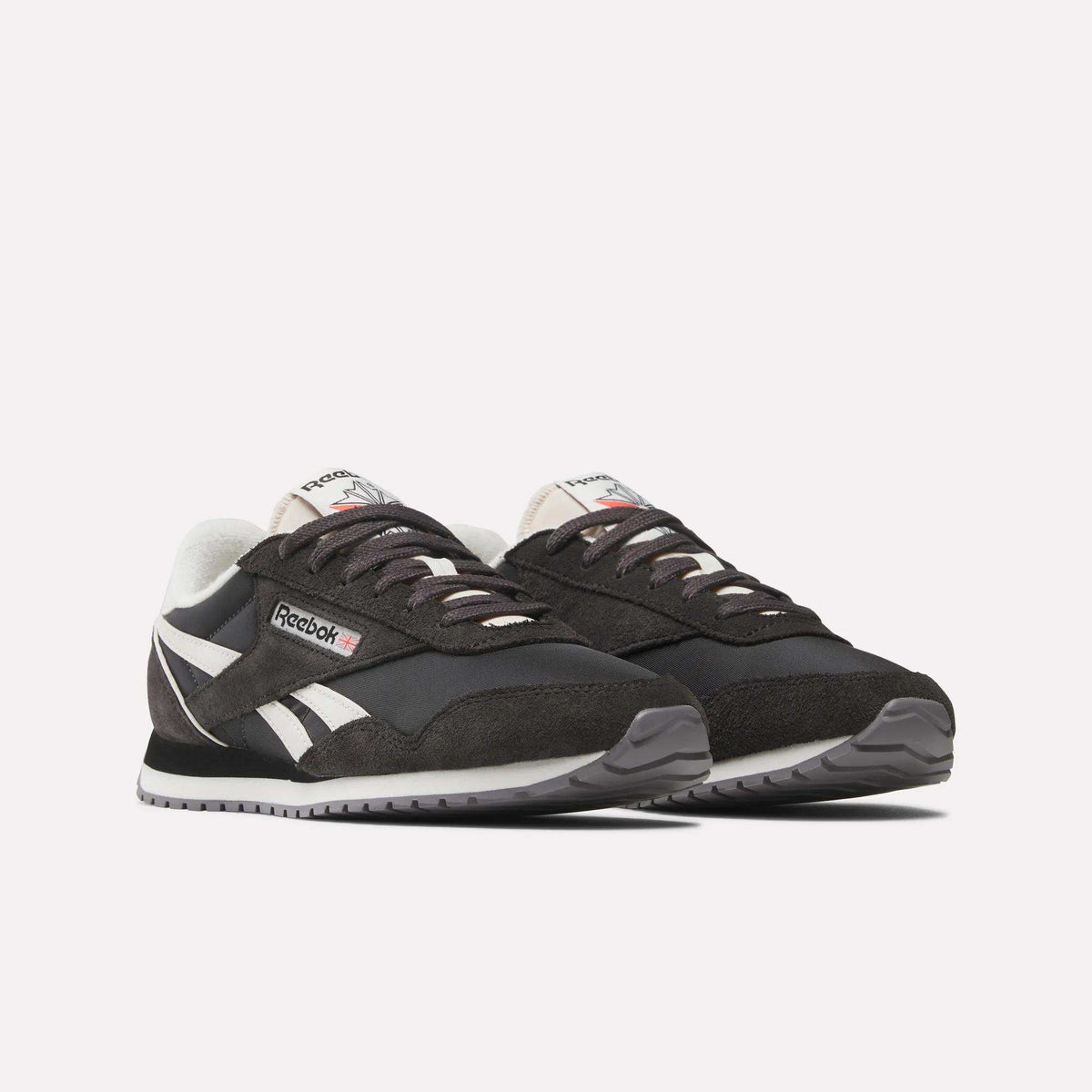 Women's Classic AZ Shoes - Image 4