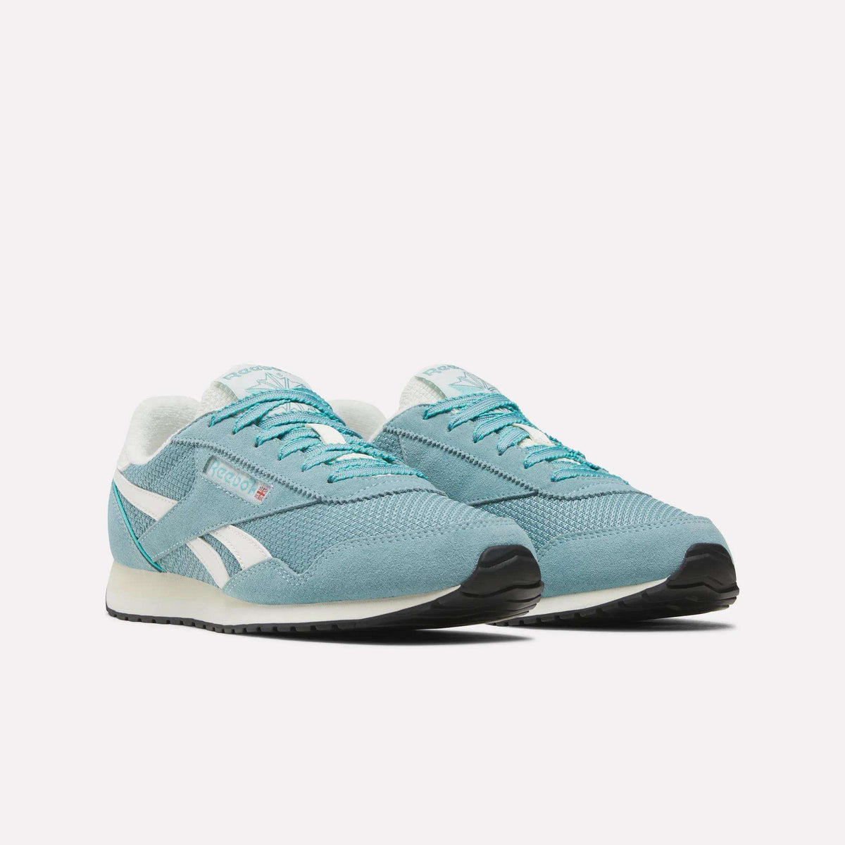 Women's Classic AZ Shoes - Image 4